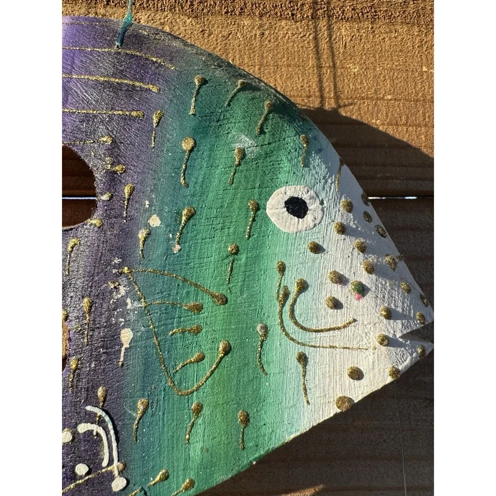 Wooden Hanging Decorative Hand Carved Hand Painted‎ Fish Vintage Jamaica